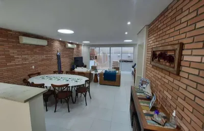 Casa em condomínio fechado com 4 quartos à venda na Enseada, Guarujá 