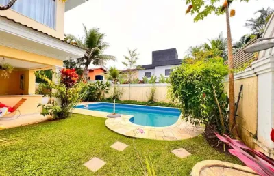 Casa em condomínio fechado na praia de pernambuco guarujá sp.