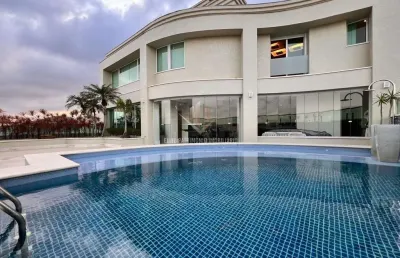 Apartamento cobertura triplex a venda na praia da enseada guarujá sp.