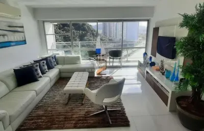 Apartamento alto padrão na praia de pitangueiras guarujá sp.