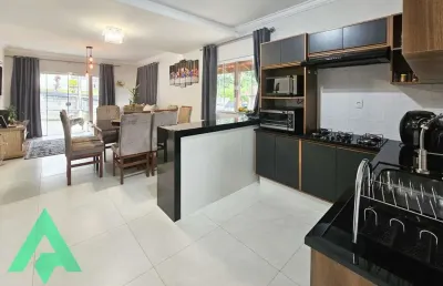 Casa com 3 quartos à venda na escola agrícola, blumenau , 196 m2 por r$ 690.000