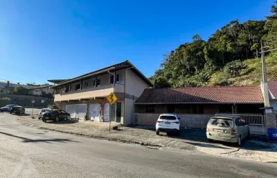 Casa com 2 quartos à venda no itoupava central, blumenau , 400 m2 por r$ 1.000.000