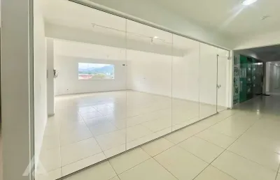 Ponto comercial com 1 sala para alugar no badenfurt, blumenau , 48 m2 por r$ 1.850