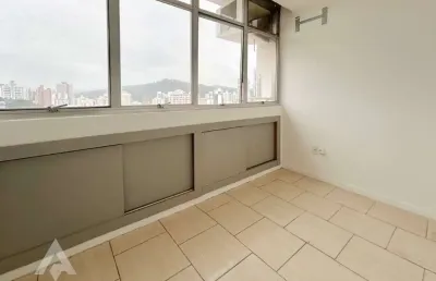 Ponto comercial com 1 sala para alugar no centro, blumenau  por r$ 1.000