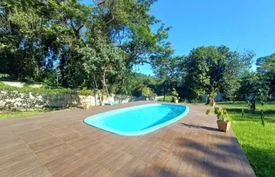 Chácara com piscina e área gourmet à venda em itanhaém, litoral sul de são paulo