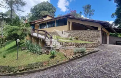 Casa com 3 quartos para alugar na Estrada Vereador Eugênio Guilherme Spitz, Mury, Nova Friburgo