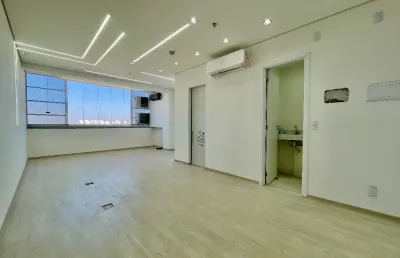 Linda sala para locação recém reformada no condomínio cube
