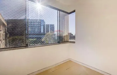 Apartamento 2 quartos, com infra completa, sacada, 1 vaga escriturada.
