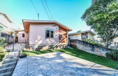 Casa dos sonhos em santa tereza: 3 quartos e garagem