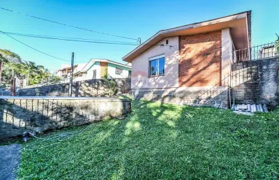 Casa dos sonhos em santa tereza: 3 quartos e garagem
