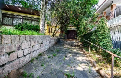 Terreno em local privilegiado no bairro menino deus