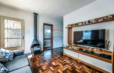 Casa com 3 quartos à venda na Rua João Fernandes Soares, 69, Santa Tereza, Porto Alegre