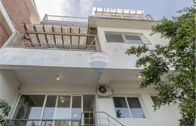 Casa com 4 quartos à venda na Rua Goitacaz, 333, Vila Assunção, Porto Alegre