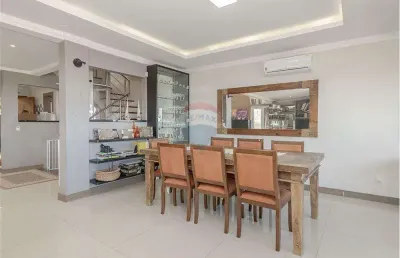 Casa com 4 quartos à venda na Rua Goitacaz, 333, Vila Assunção, Porto Alegre