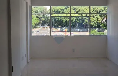 Sala comercial à venda na Avenida Cristóvão Colombo, 398, Floresta, Porto Alegre