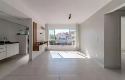Apartamento com 2 quartos à venda na Rua da Várzea, 152, Passo da Areia, Porto Alegre