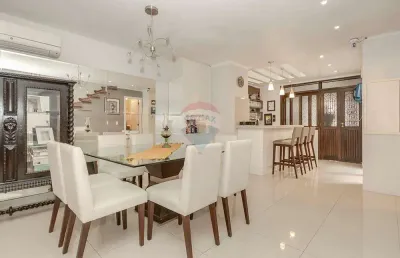 Casa com 3 quartos à venda na Rua Cananéia, 340, Chácara das Pedras, Porto Alegre