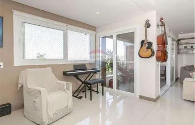 Casa com 4 quartos à venda na Rua Goitacaz, 333, Vila Assunção, Porto Alegre