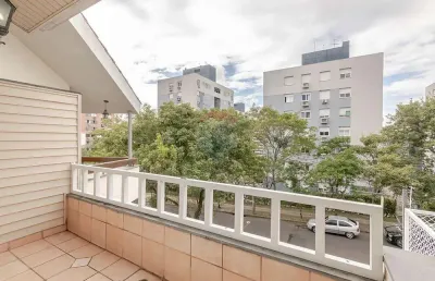 Casa com 3 quartos à venda na Rua Cananéia, 340, Chácara das Pedras, Porto Alegre