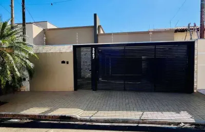 Casa com 3 quartos à venda no Jardim Laguna, Mirassol 