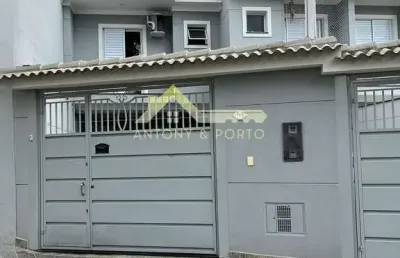 Belíssimo sobrado seminovo à venda - 3 dormitórios (1 suíte), excelente localização na vila nivi, s