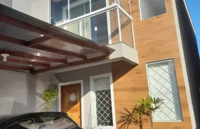Casa com 2 quartos, sendo 2 suítes à venda no rio vermelho, florianópolis