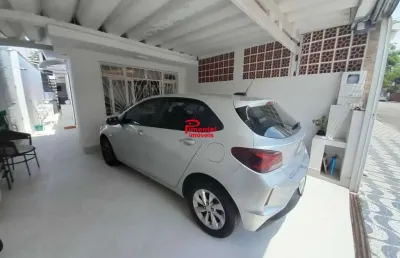 Casa geminada c/ 2 dormitórios sendo 2 suítes p/venda na guilhermina em praia grande-sp