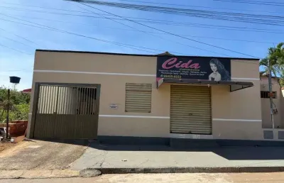 Casa com 2 quartos à venda na Rua Fortaleza, Residencial Petrópolis, Goiânia