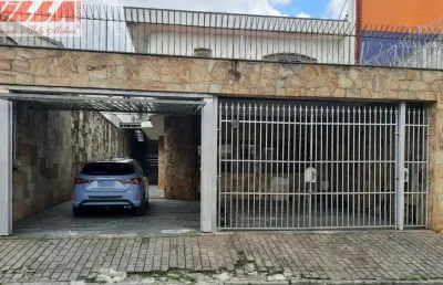 Sobrado à venda - amplo, arejado e pronto para morar!