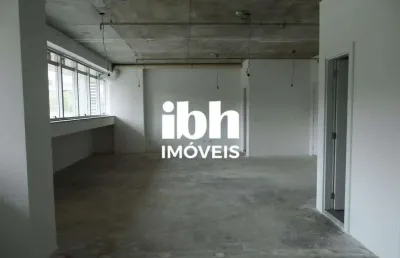Conjunto de salas para alugar com 82m², 3 banheiros, 2 vagas de garagem no vale do sereno.