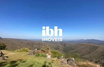 Excelente casa a venda no condomínio retiro das pedras.