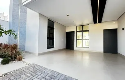 Casa com 3 quartos à venda na Avenida Waldemar Allegretti, 126, Jardim Munique, Maringá