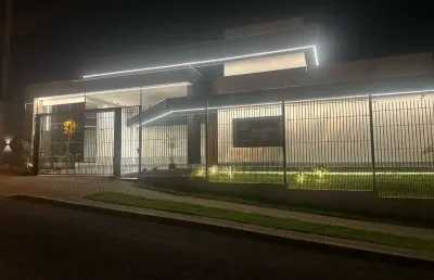 Casa com 4 quartos à venda na Rua Professor José Domingues Valadares, 896, Jardim Itália, Maringá