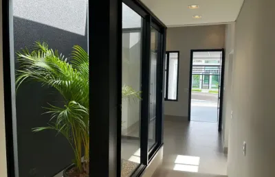 Casa com 3 quartos à venda na Rua Pioneiro Aníbal Borin, 430, Jardim Paris, Maringá