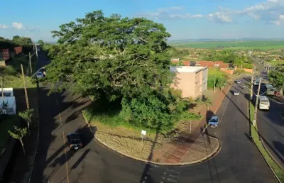 Terreno à venda no Conjunto Habitacional Agenor Barduco, Ibiporã 