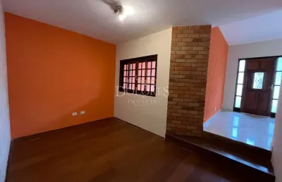 Casa em condomínio fechado com 3 quartos para alugar na Estrada do Itapeti, 100, Aruã, Mogi das Cruzes