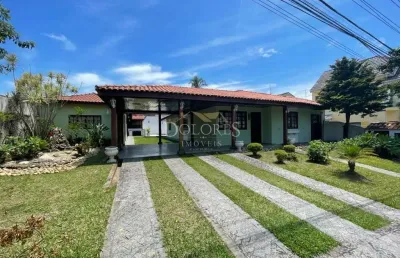 Casa em condomínio fechado com 3 quartos para alugar na Estrada do Itapeti, 100, Aruã, Mogi das Cruzes