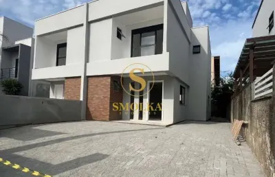 Casa em condomínio fechado com 3 quartos à venda na rua arco-íris, carianos, florianópolis, 142 m2 por r$ 1.200.000