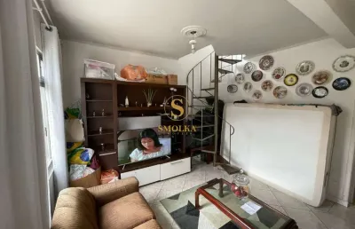 Casa em condomínio fechado com 3 quartos à venda na rua raul machado, centro, florianópolis, 93 m2 por r$ 800.000