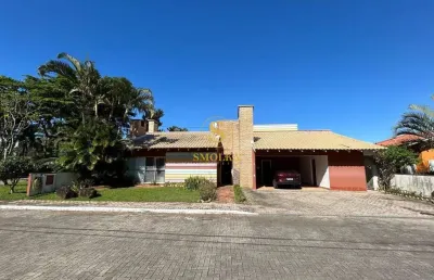 Casa em condomínio fechado com 3 quartos à venda na rua itapecirica, itacorubi, florianópolis, 607 m2 por r$ 2.450.000