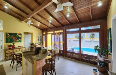 Casa em condomínio fechado com 3 quartos à venda na rua waldemiro monguilhot, centro, florianópolis, 300 m2 por r$ 1.260.000