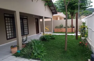 Casa em condomínio fechado com 4 quartos à venda na rua acary margarida, canasvieiras, florianópolis, 204 m2 por r$ 1.380.000