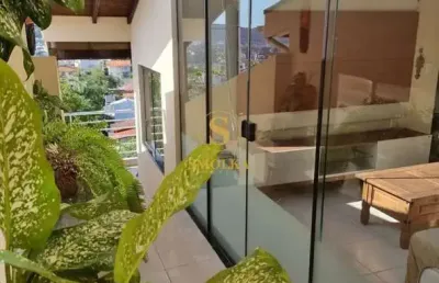 Apartamento com 3 quartos para alugar na servidão maria rosa martins, trindade, florianópolis, 90 m2 por r$ 5.500