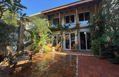 Casa com 2 quartos à venda na rua professor emanoel paulo peluso, 899, campeche, florianópolis por r$ 870.000