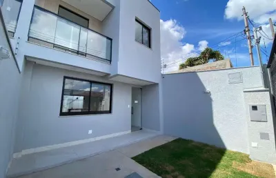 Casa geminada duplex alto padrão à venda no planalto