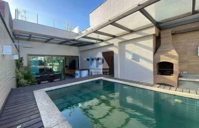 Viva com exclusividade e lazer nesta cobertura duplex no jardim oceânico