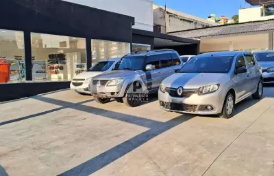 Loja comercial de 432 m² com estrutura completa para vários negócios