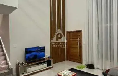 Casa inteligente com 4 quartos e área gourmet – melhor condomínio da costa verde