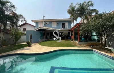 Imponente casa em condomínio de alto padrão em valinhos-sp