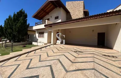 Lindo sobrado em um condominio fantástico disponivel para venda!